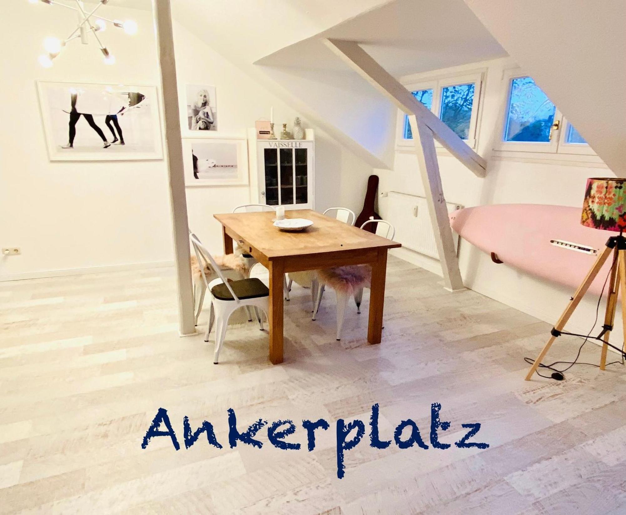 Ankerplatz Neumuenster, Parkplatz Appartement Buitenkant foto